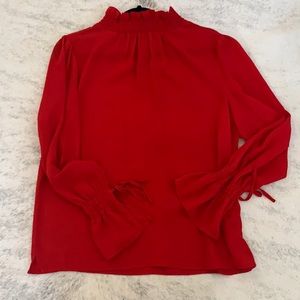 VINCE CAMUTO TOP